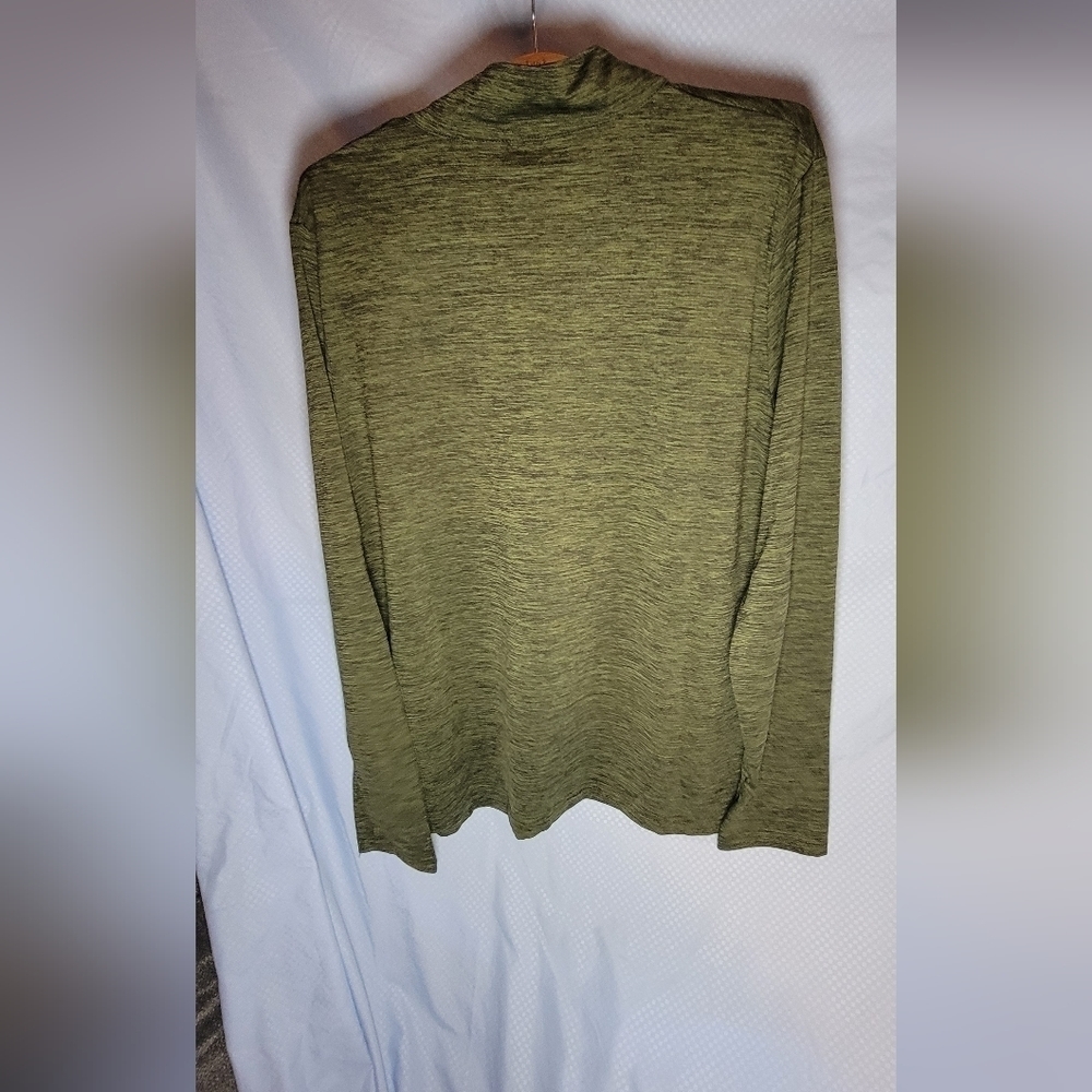 Mens Reebok Pullover - Picture 2 of 3